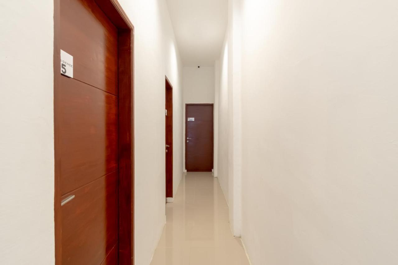 Urbanview Os Residence Medan By Reddoorz Exterior photo